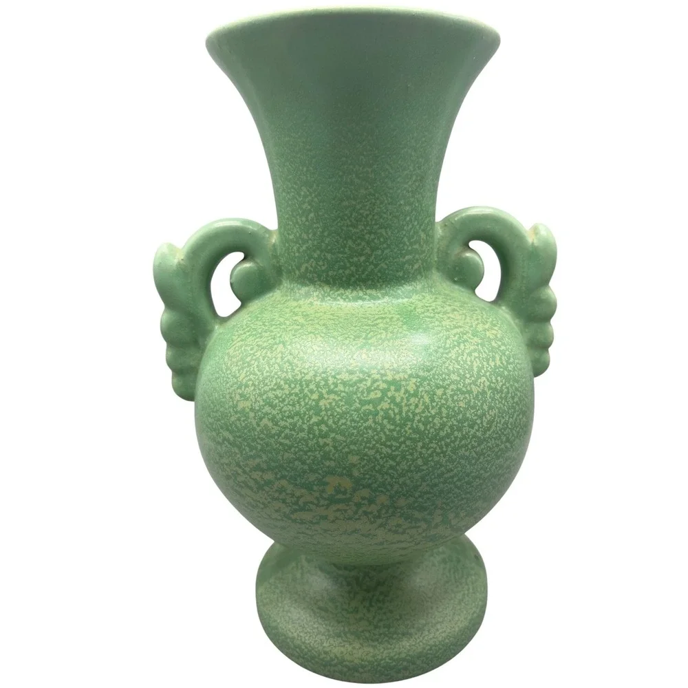 Haeger Art Pottery Geranium Leaf Frosted Matte Green Floral Handle Vase 792c 30s